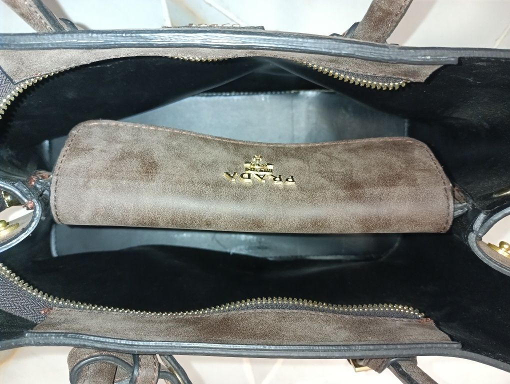 PRADA MILANO 1913 кожена чанта - 750 лв