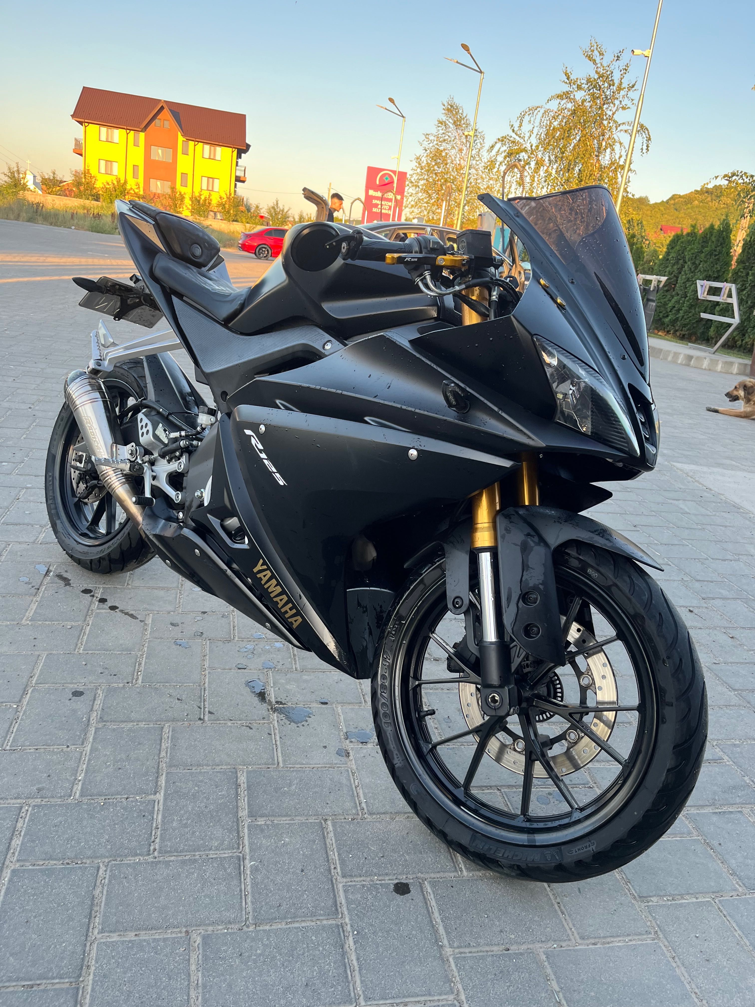 Vând Yamaha Yzf R-125