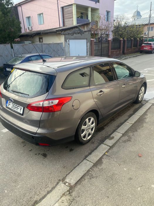 Vand/schimb ford focus 2013