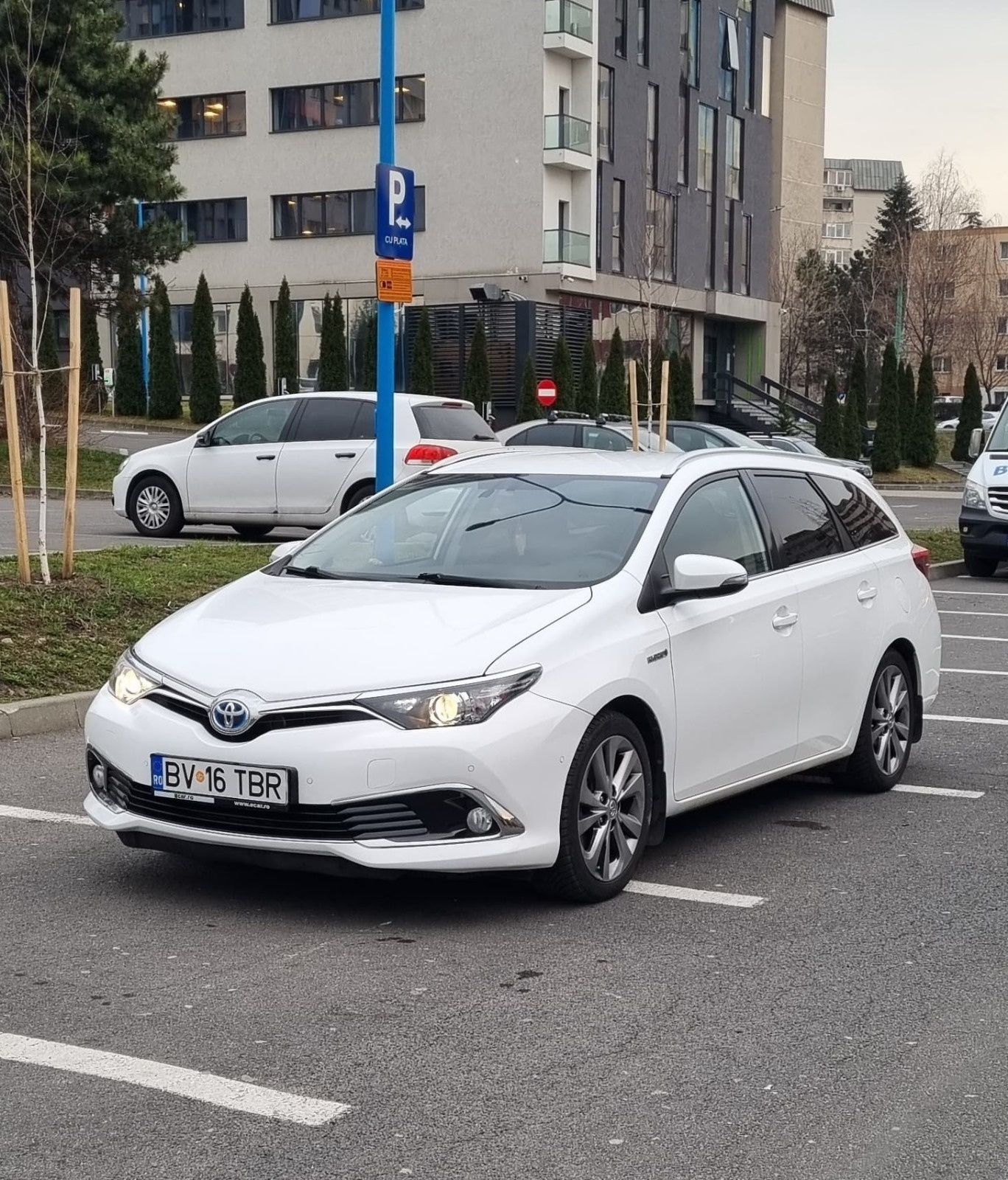 Toyota Auris Hybrid