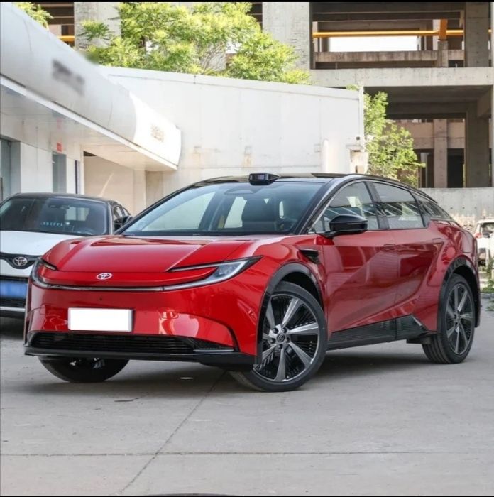 Toyota bZ5 2025 — Электро-SUV • 550 км от $17 200 Под Заказ