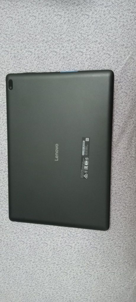 Tableta Lenovo într-o stare foarte buna