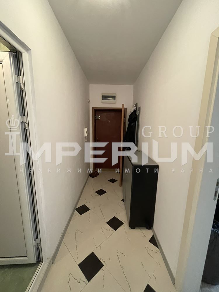 ПРОДАВА * Тристаен обзаведен апартамент, БРИЗ гр. Варна
