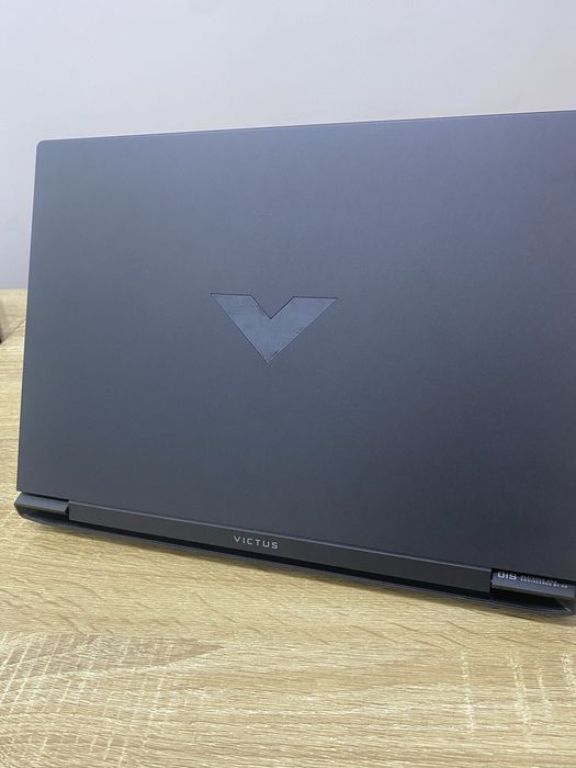 Ноутбук продается Новый