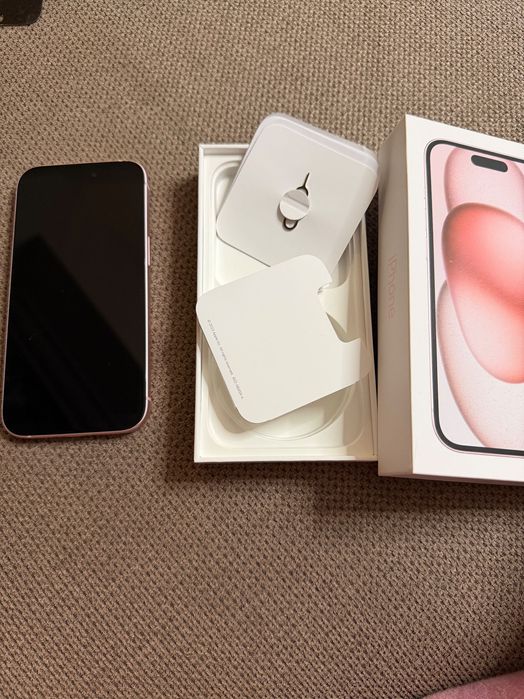 iPhone 15 128gb 90% battery Pink