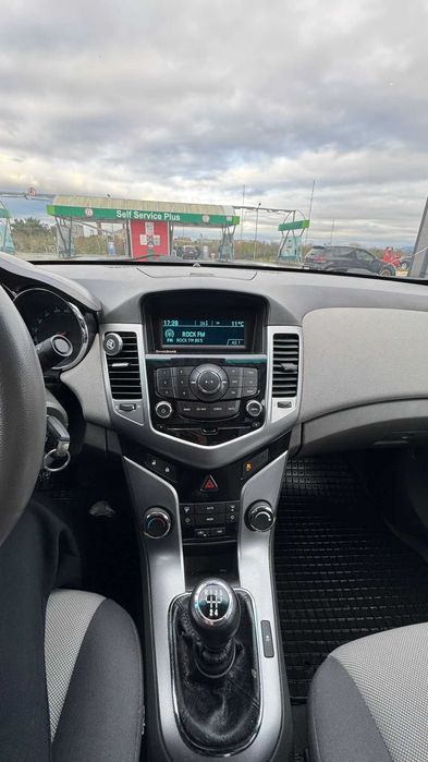 Chevrolet Cruze 2011