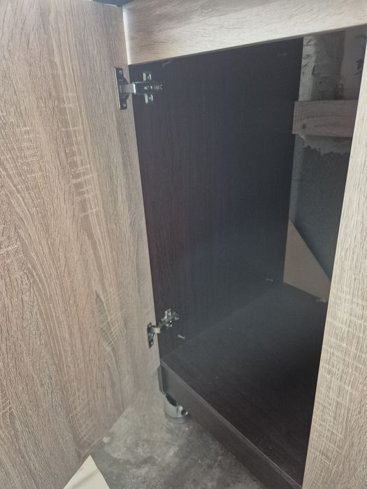 Шкаф мивка много запазена