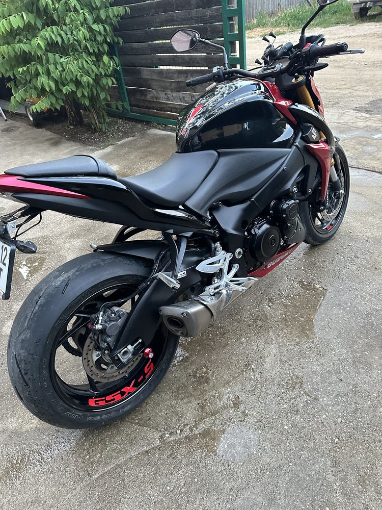 Suzuki GSX S 1000