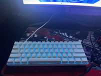 Tastatură Mecanică Gaming 60%