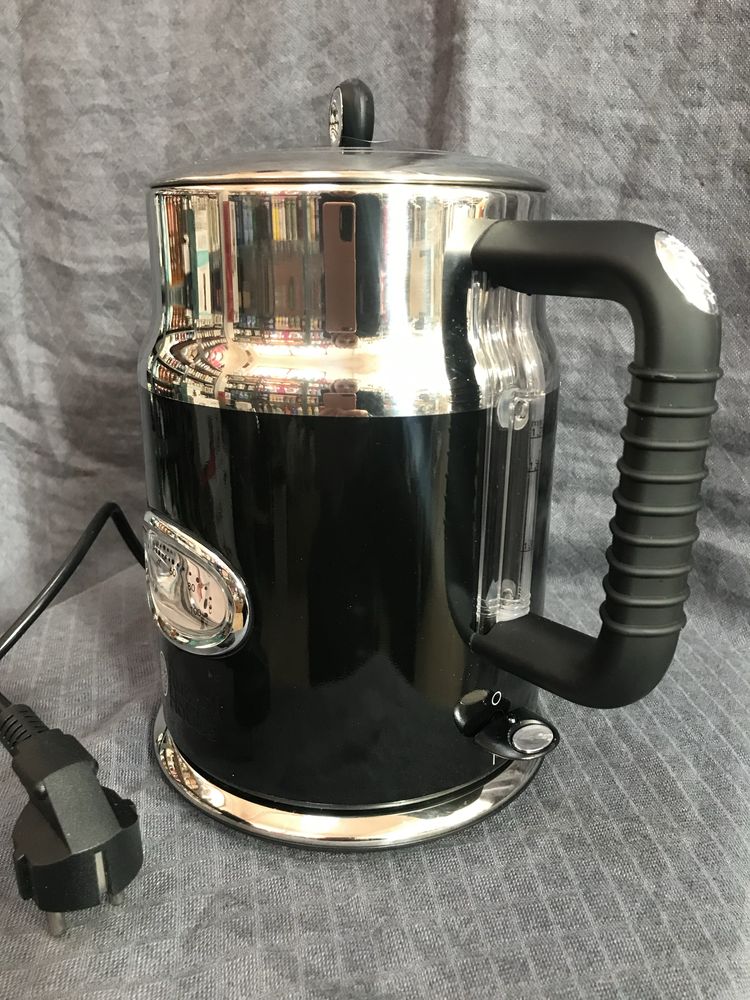 Ел. Кана Russell Hobbs Retro