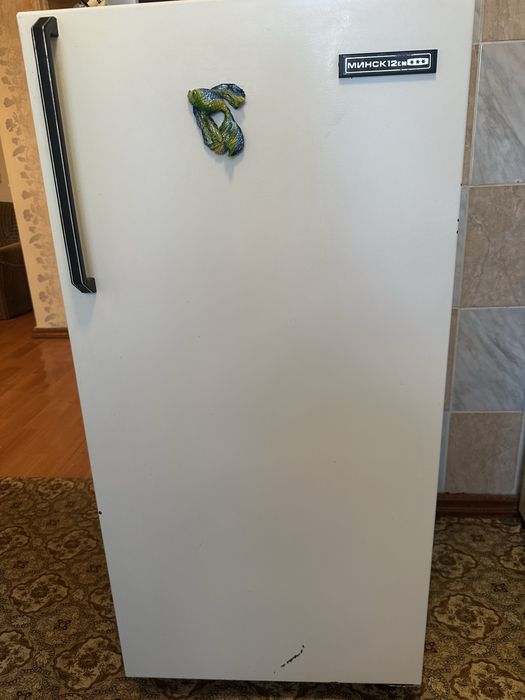 Продам холодильник