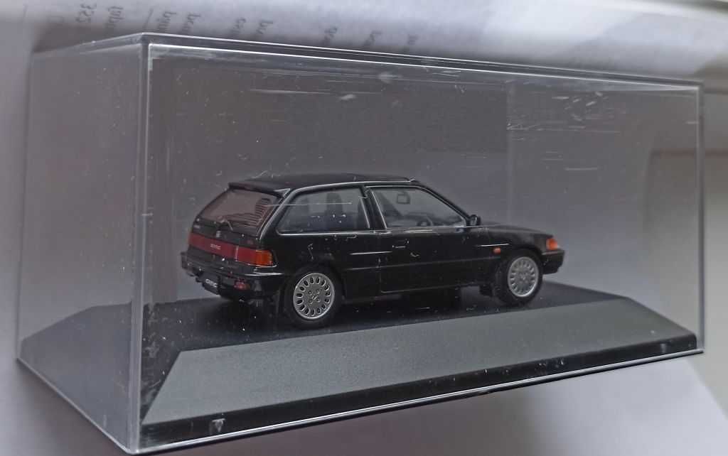 Macheta Honda Civic EC Hatchback 1987 - Triple Nine 1/43