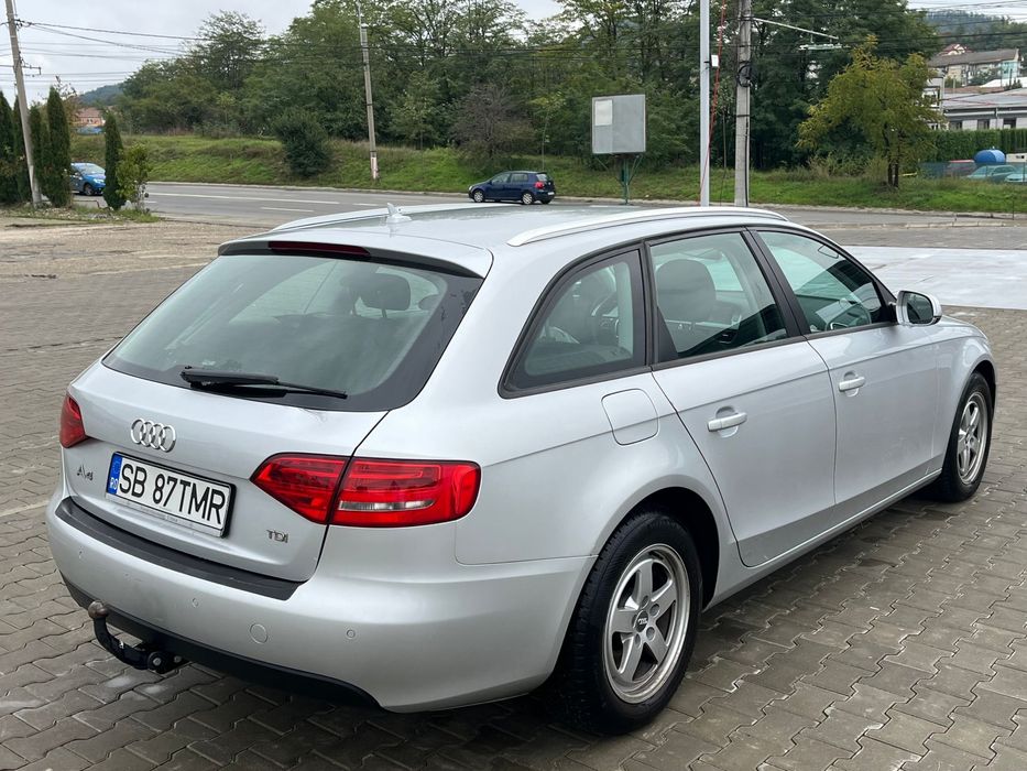 Audi A4 2.0TDI 2011 Automat E5