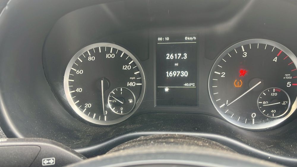 Dezmembrez mercedes vito 2016 640 447 motor 1.6 R9M om 622 cardan cuti
