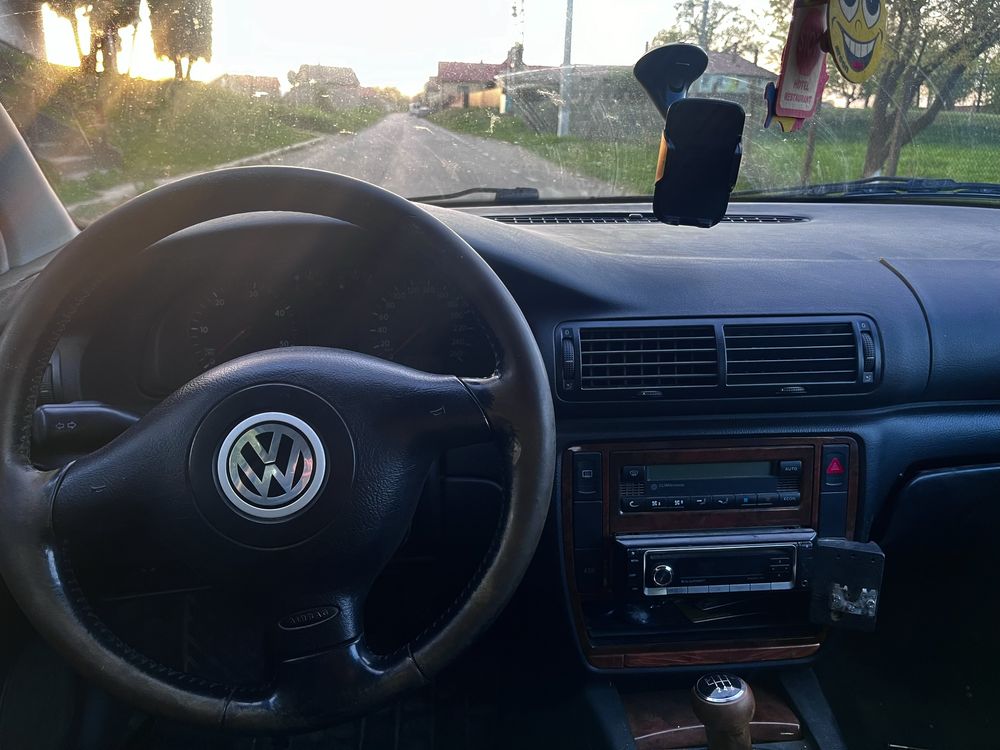 Volkswagen Passat 1.9TDI 6+1 trepte 116 cp