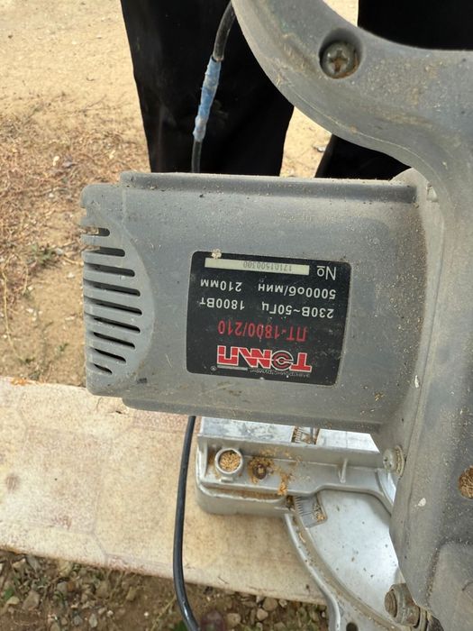 Торцовая пила 210 диск Торцовка