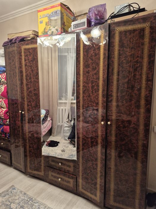Продам шифонер 5 дверный