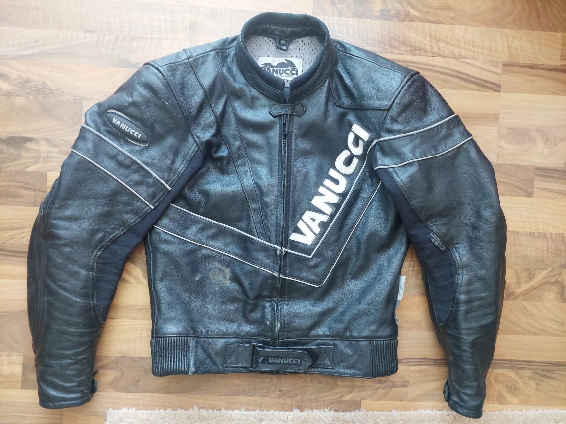 Geaca moto Vanucci,marime 48,piele naturala