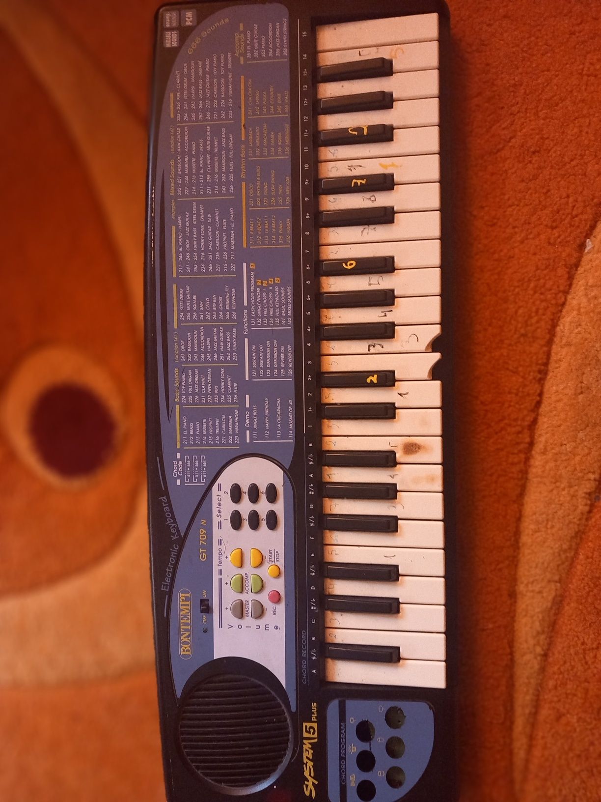Orgă/pian BONTEMPI GT 709 N