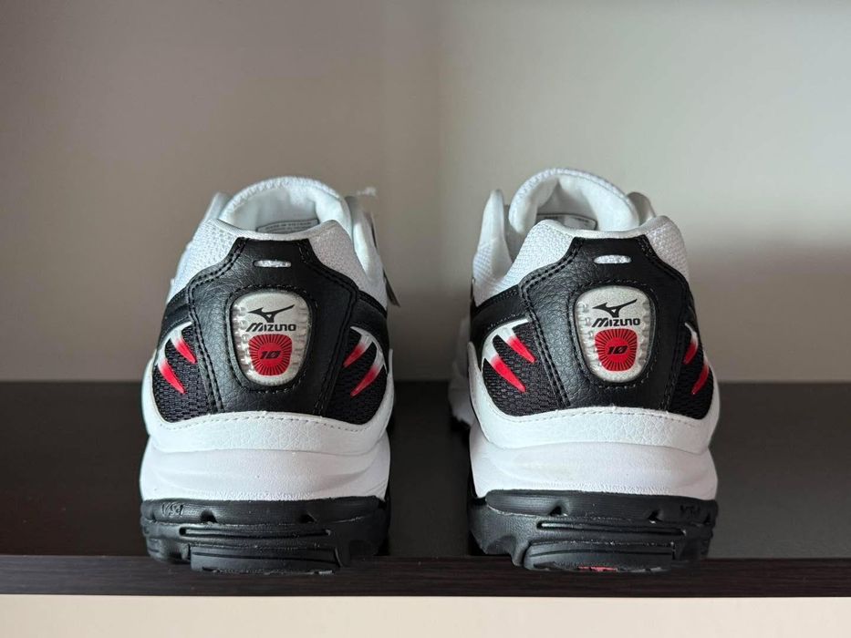 Wave Rider 10 'Special Pack 41н 26.5см Стелка Нови с Кутия