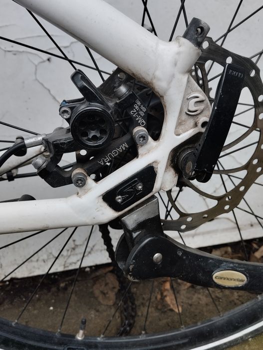 Продавам велосипед cannondale 28