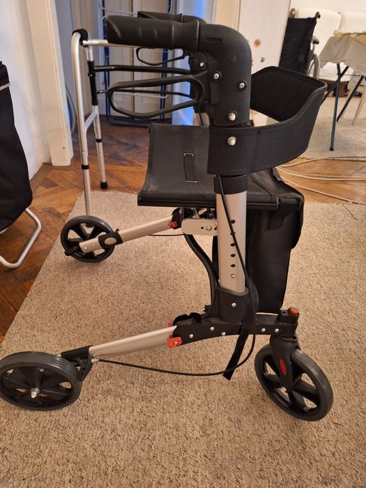 Rolator aluminiu cu geanta