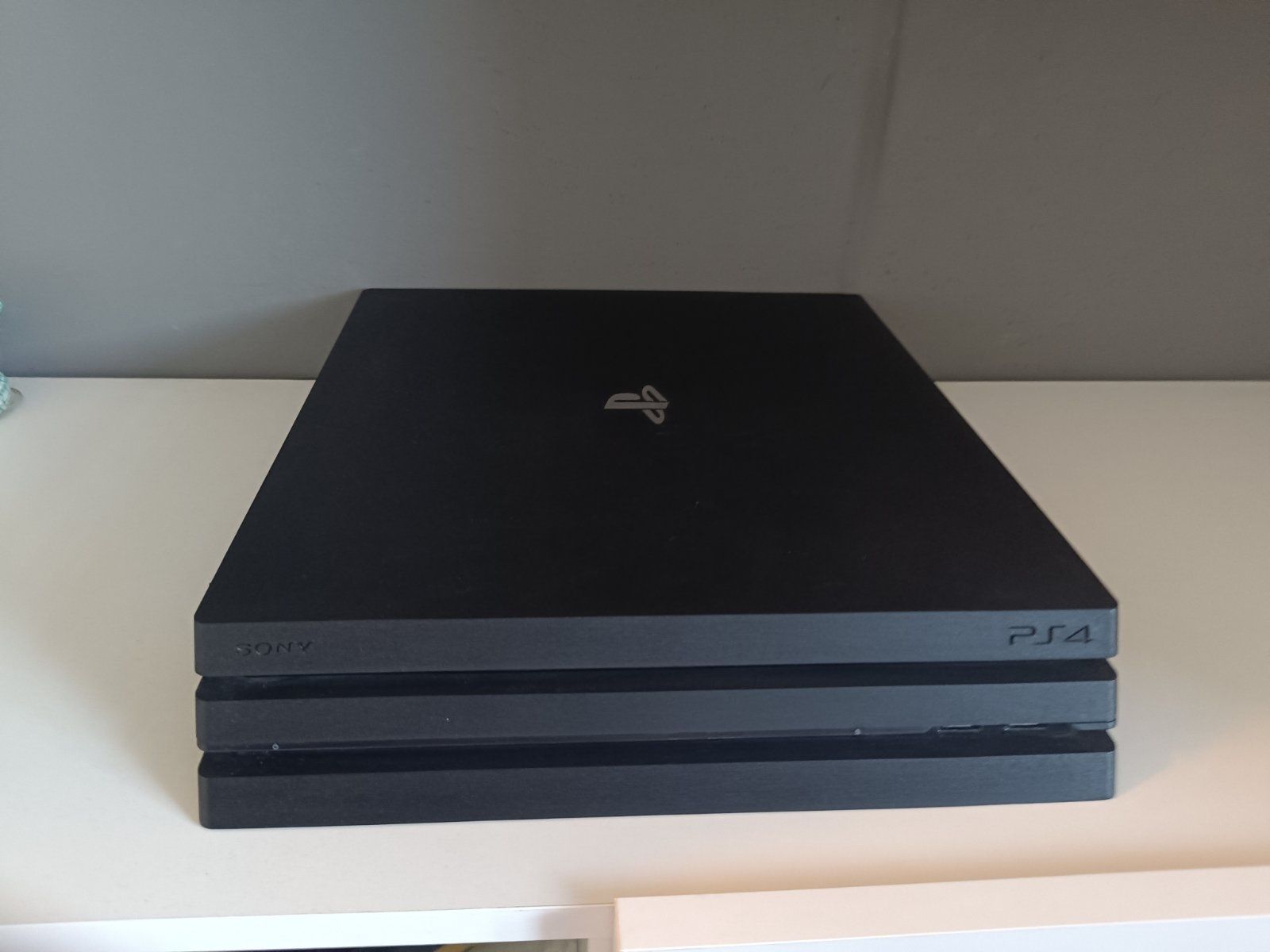 playstation 4 pro 1TB