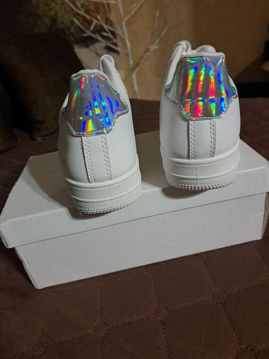 Дамски маратонки