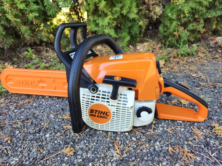 Drujbă Stihl Ms 250C ca nouă import Germania