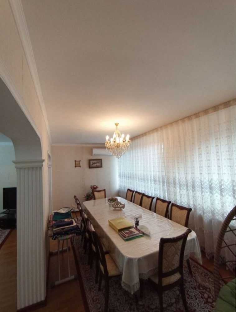 Продаётся Квартира Чиланзар Ц 4/4/9 Банковский дом. Площадь 176м2