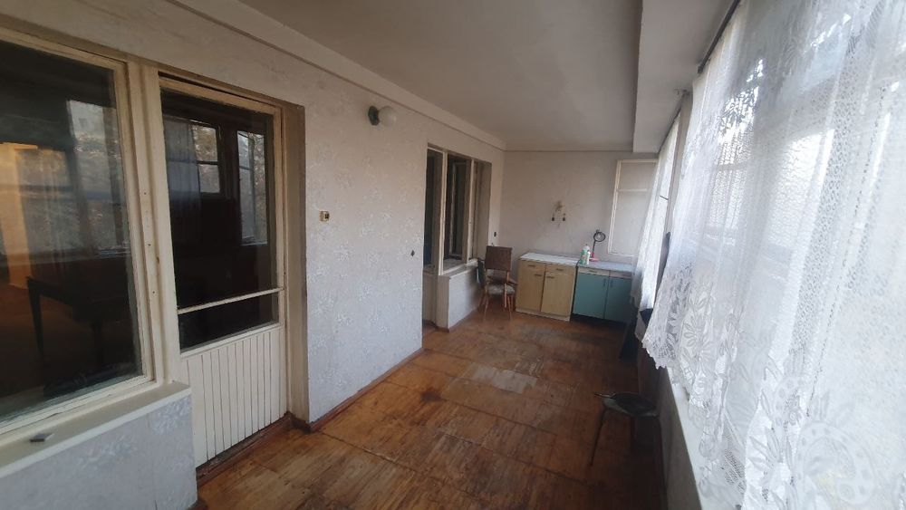 Kvartira $120 odam boshiga