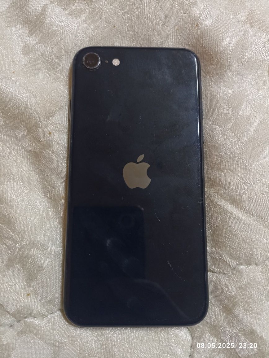 iPhone SE 2020 64 GB
