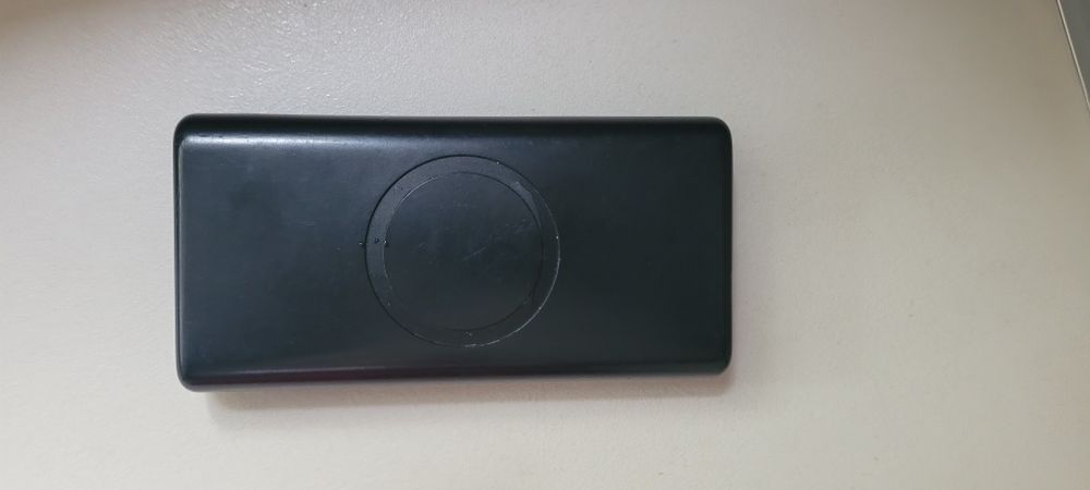 Vând baterie externa 33800