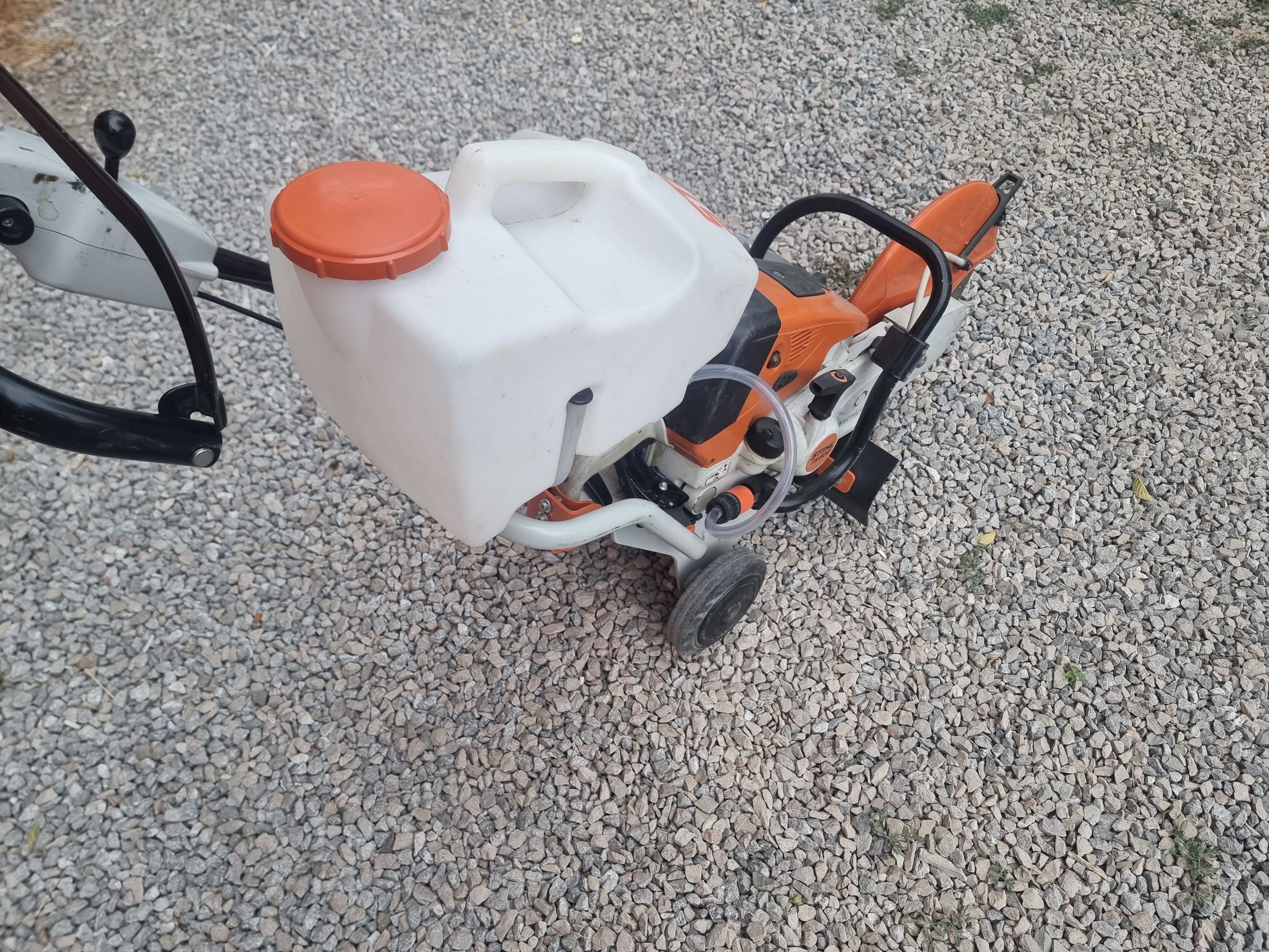 Stihl TS 800 - Мощен Бензинов ръчен фугорез 6.8 к.с - ф400 със количка