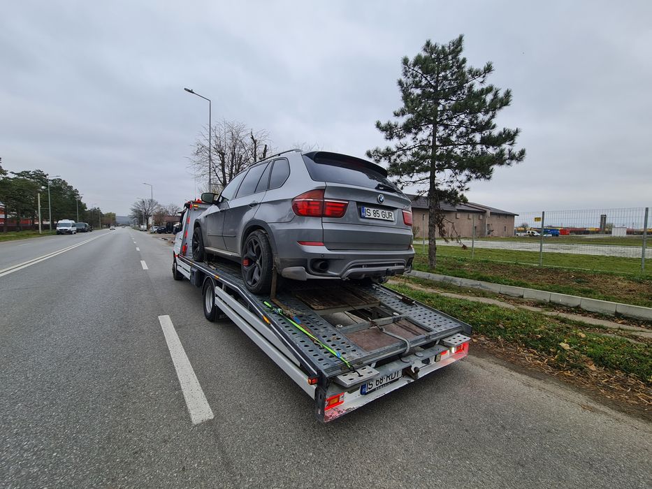 Tractari auto iasi 24/24 platforma auto  Transport Marfă