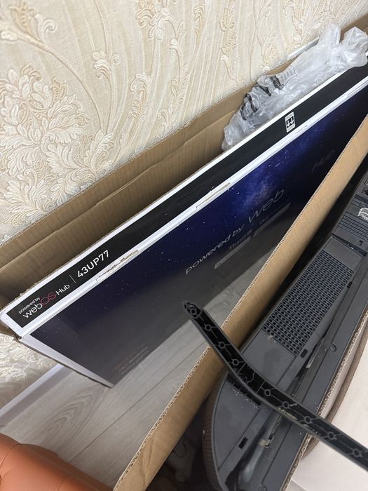 2 Lg smart tv на запчасти, цена за 2