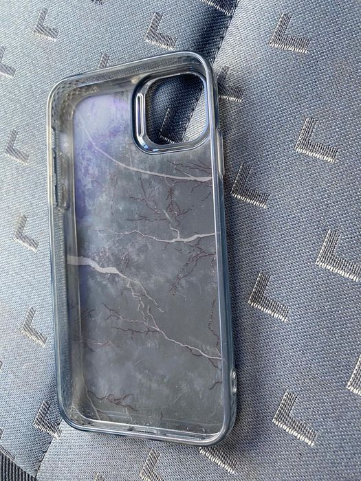 Vând huse telefon iphone 11