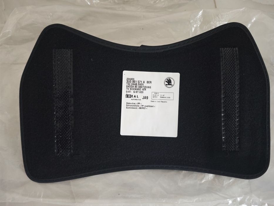 Set 2 x Suporti picioare OEM Skoda Superb - cod 3U0861571A