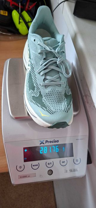 Hoka Challenger 8 43 1/3