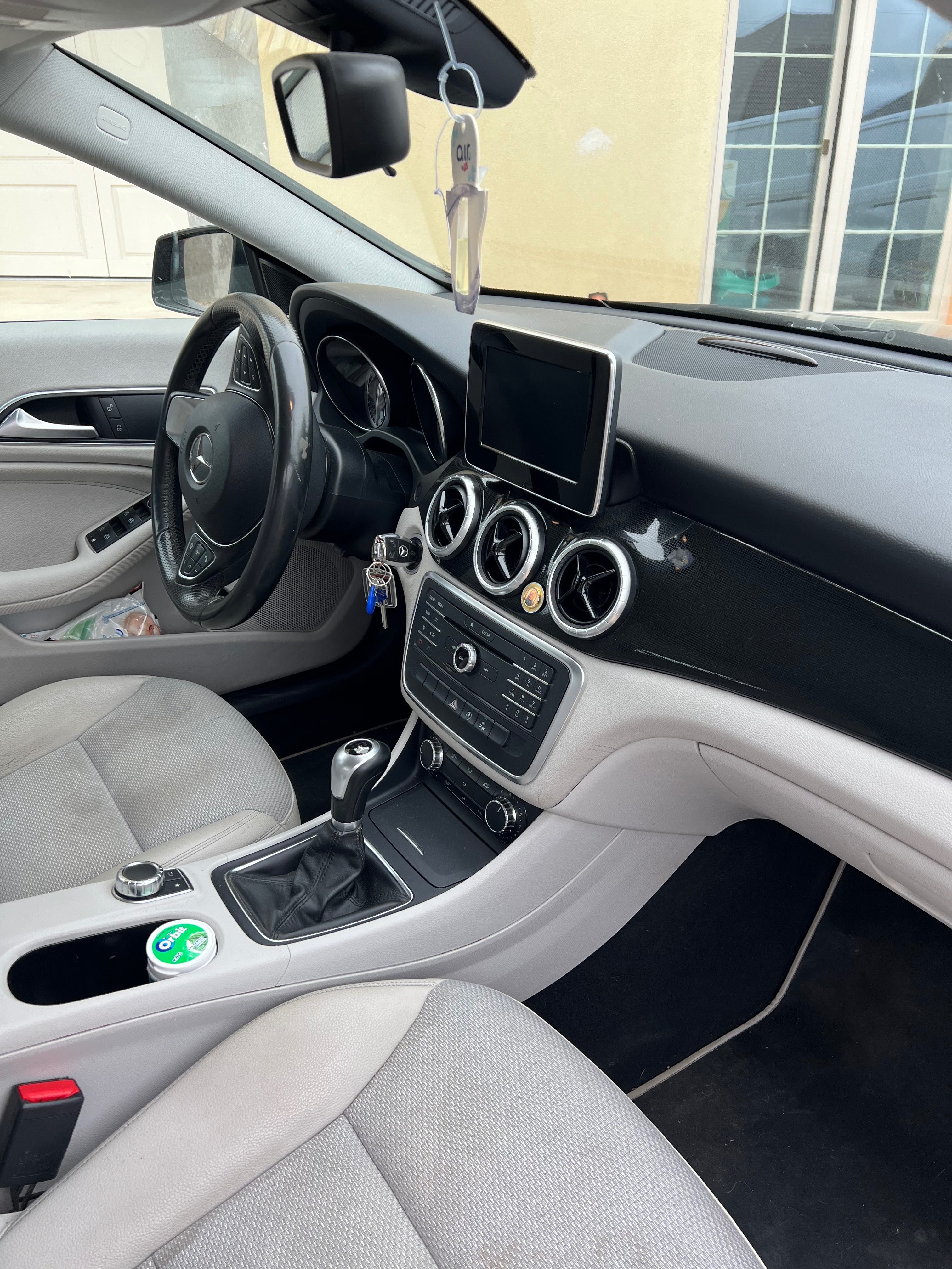 Vand Mercedes CLA180