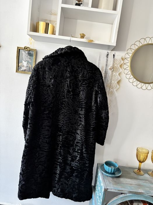 Кожено палто естествен косъм астраган