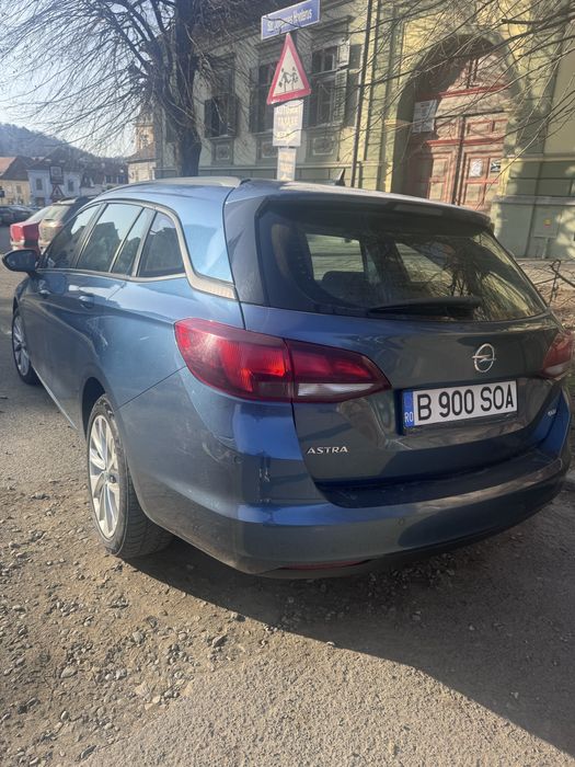 Vand Opel Astra k schimb cu audi TT