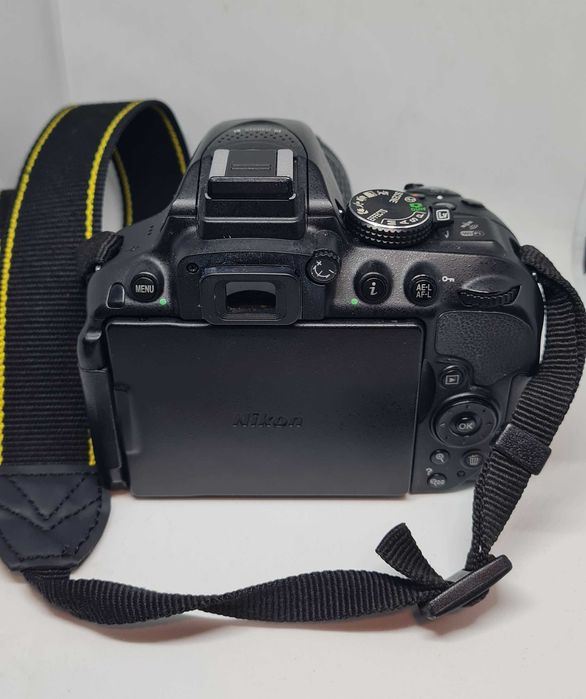 Vand aparat foto d5300 stare excelenta si obiectiv Nikon 18-55