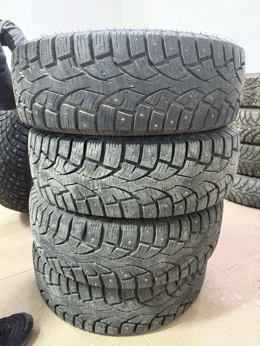 Продам резину 195/65/R15