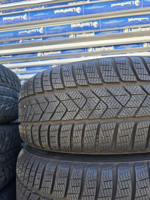 2 Броя 245/45/18 Pirelli 7,8mm 24dot