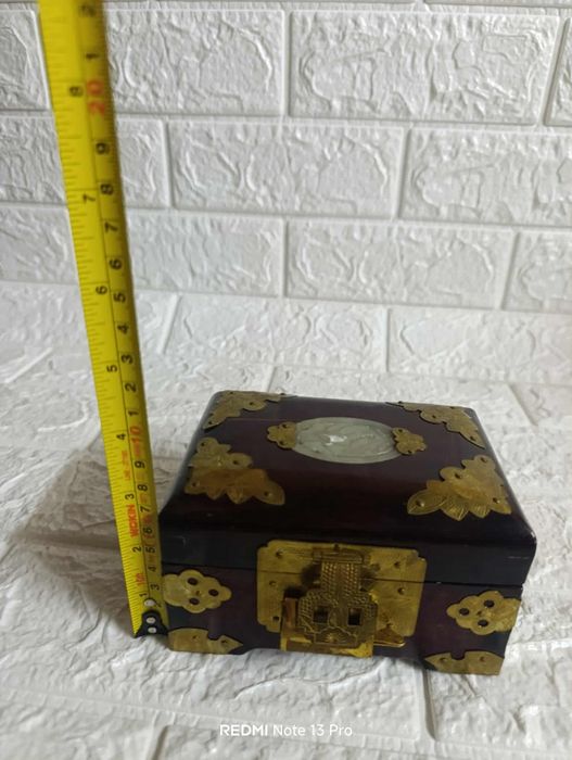 Старинно ковчеже за бижута