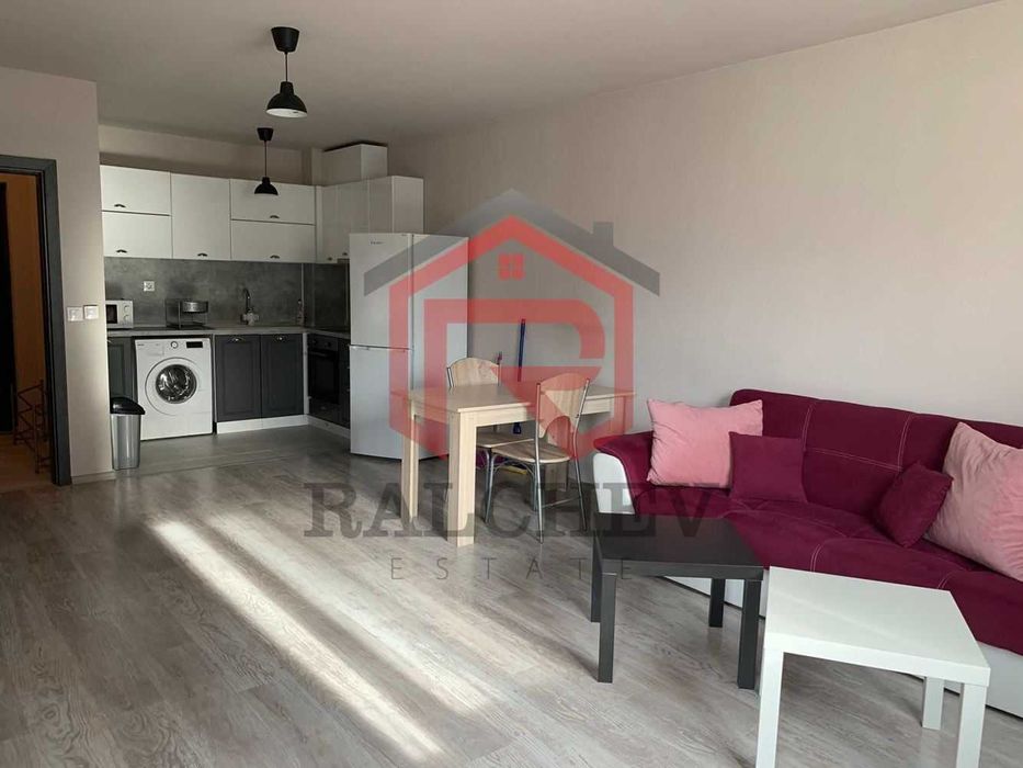 Двустаен апартамент под наем / Левски