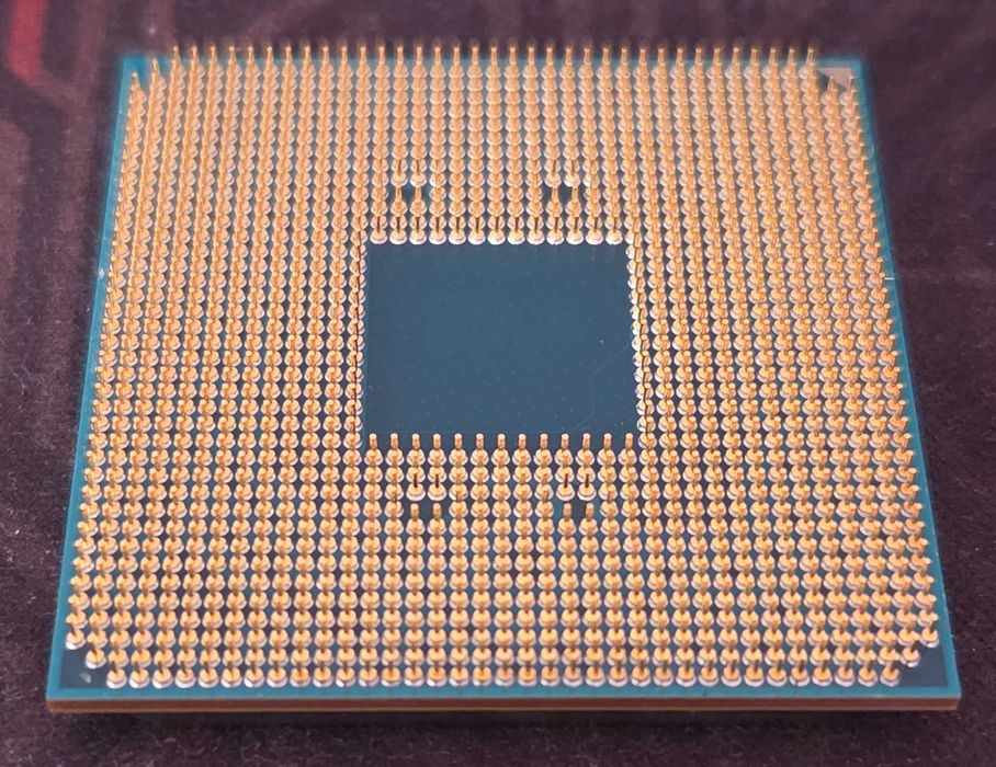 CPU: AMD Ryzen 5 2600X + Stock Cooler