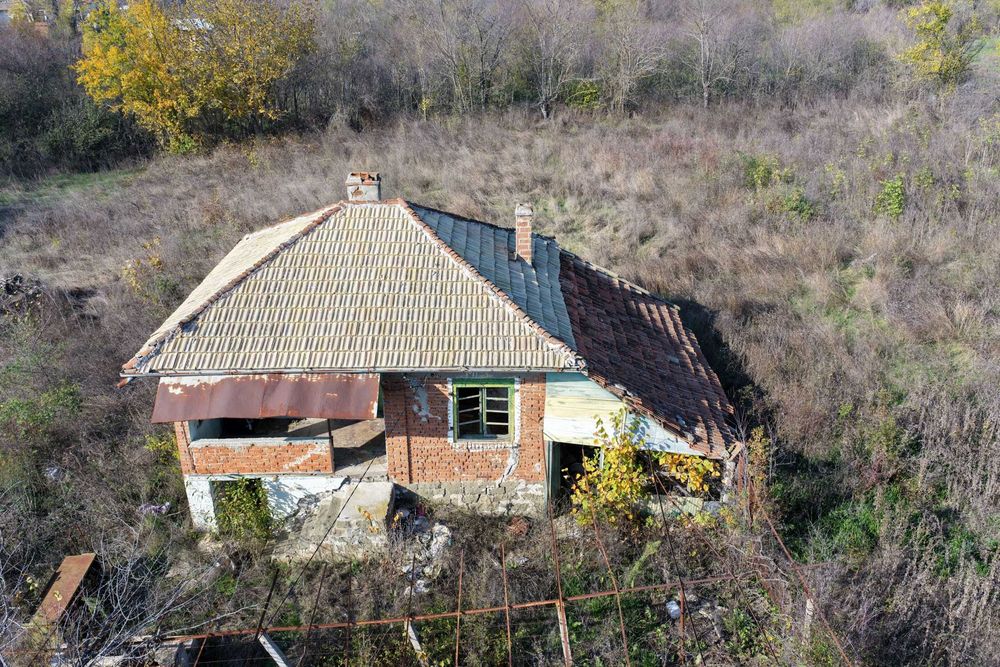 Имот в село Суходол