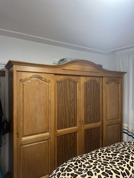 Sifonier cu patru usi glisante